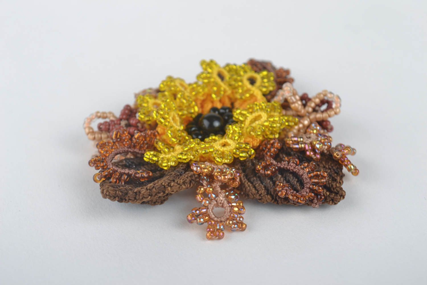 Stylish handmade textile brooch jewelry woven flower brooch beadwork ideas photo 4