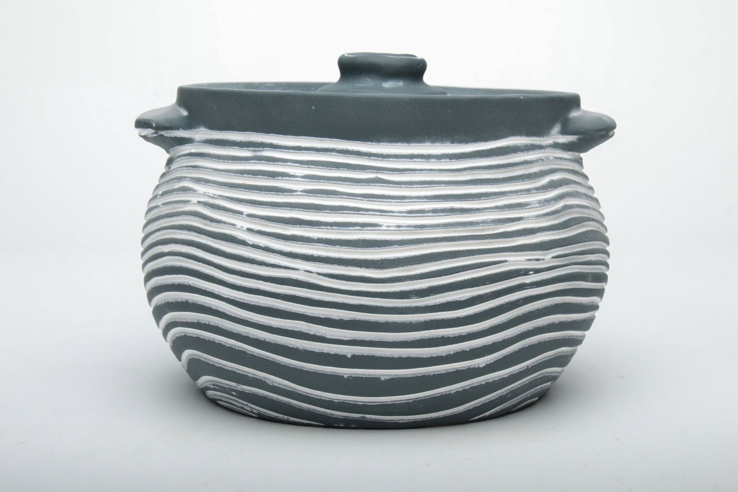 4,7 inches ceramic Japanese pot in olive style with handles and lid  2,25 lb photo 3