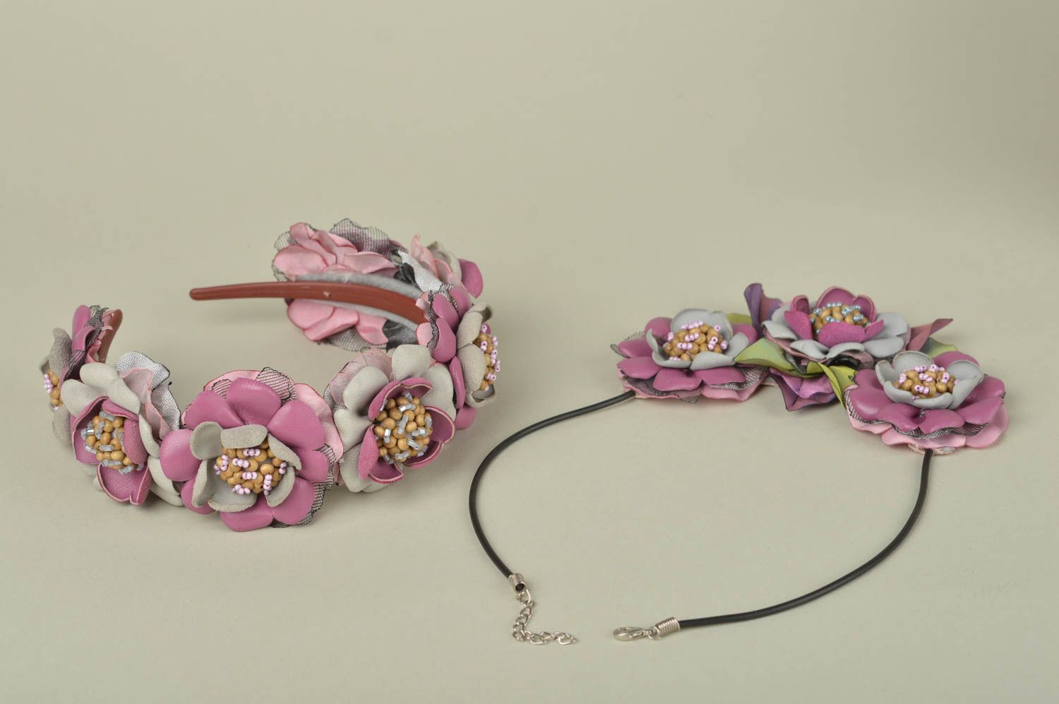 Set de bisutería hecho a mano collar artesanal de cuero diadema de moda foto 2