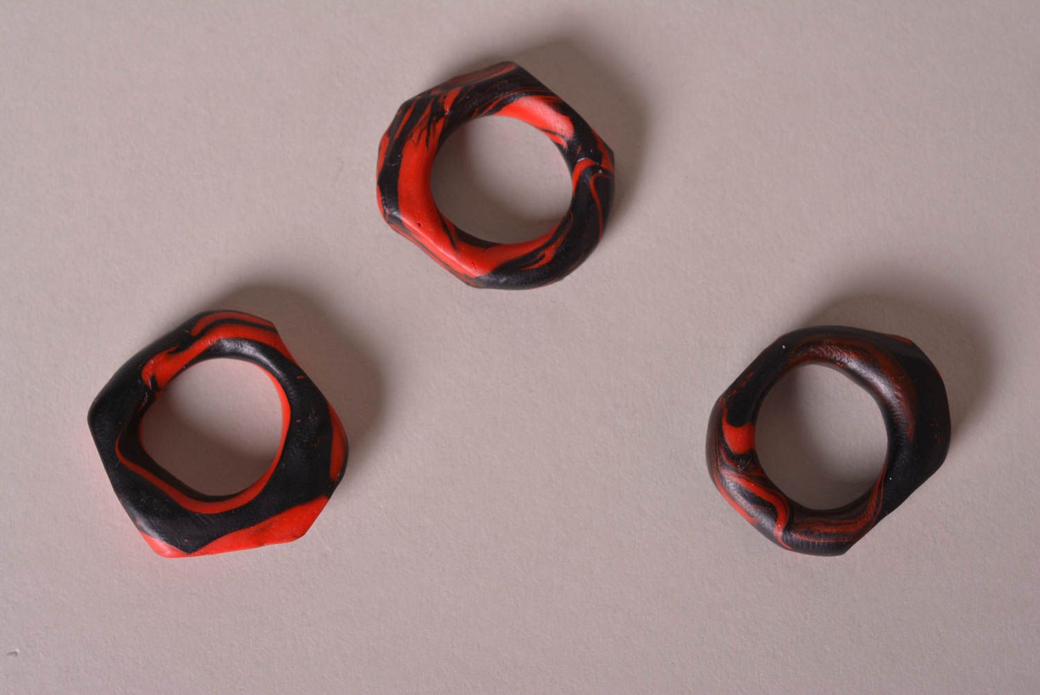 Кольца ручной работы кольца для девушек необычные кольца 3 шт из пластики фото 5