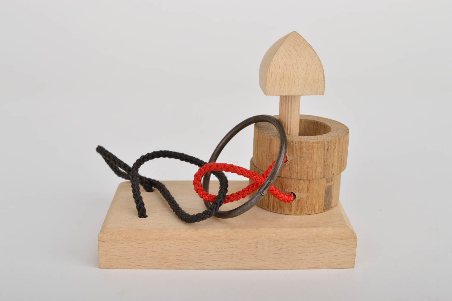 Игрушка ручной работы кольцо-головоломка игрушка из дерева от 3 лет детская фото 2