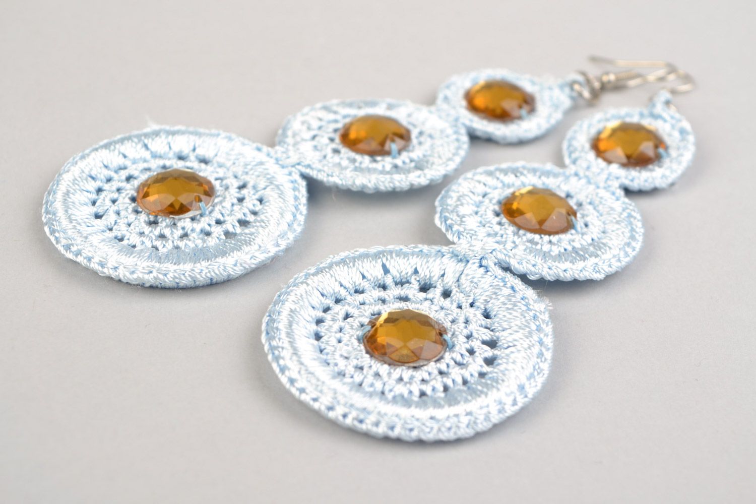 Handmade long lacy white earrings woven of viscose threads with cabochons photo 5