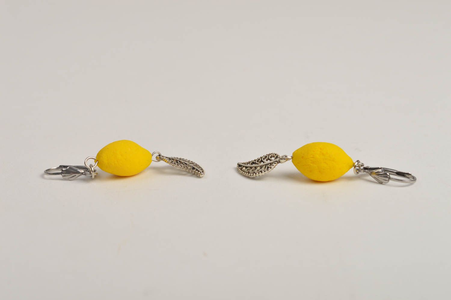 Modeschmuck Ohrhänger handmade Polymer Schmuck in Gelb Accessoire für Frauen foto 5