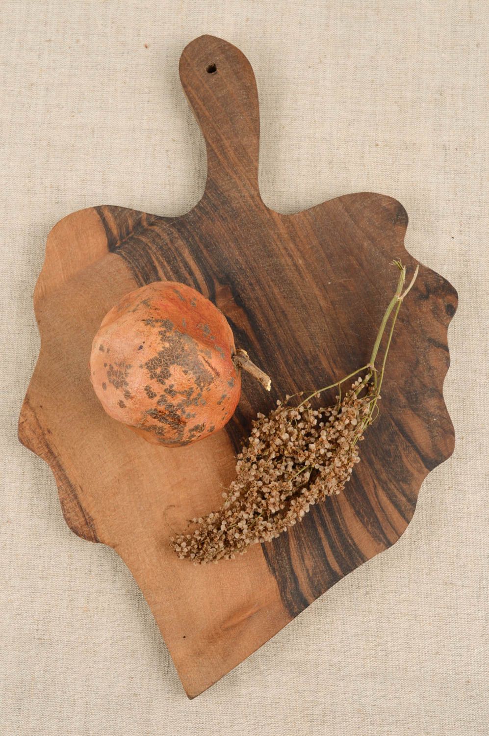 Tabla de cortar de madera hecha a mano accesorio de cocina regalo original foto 1