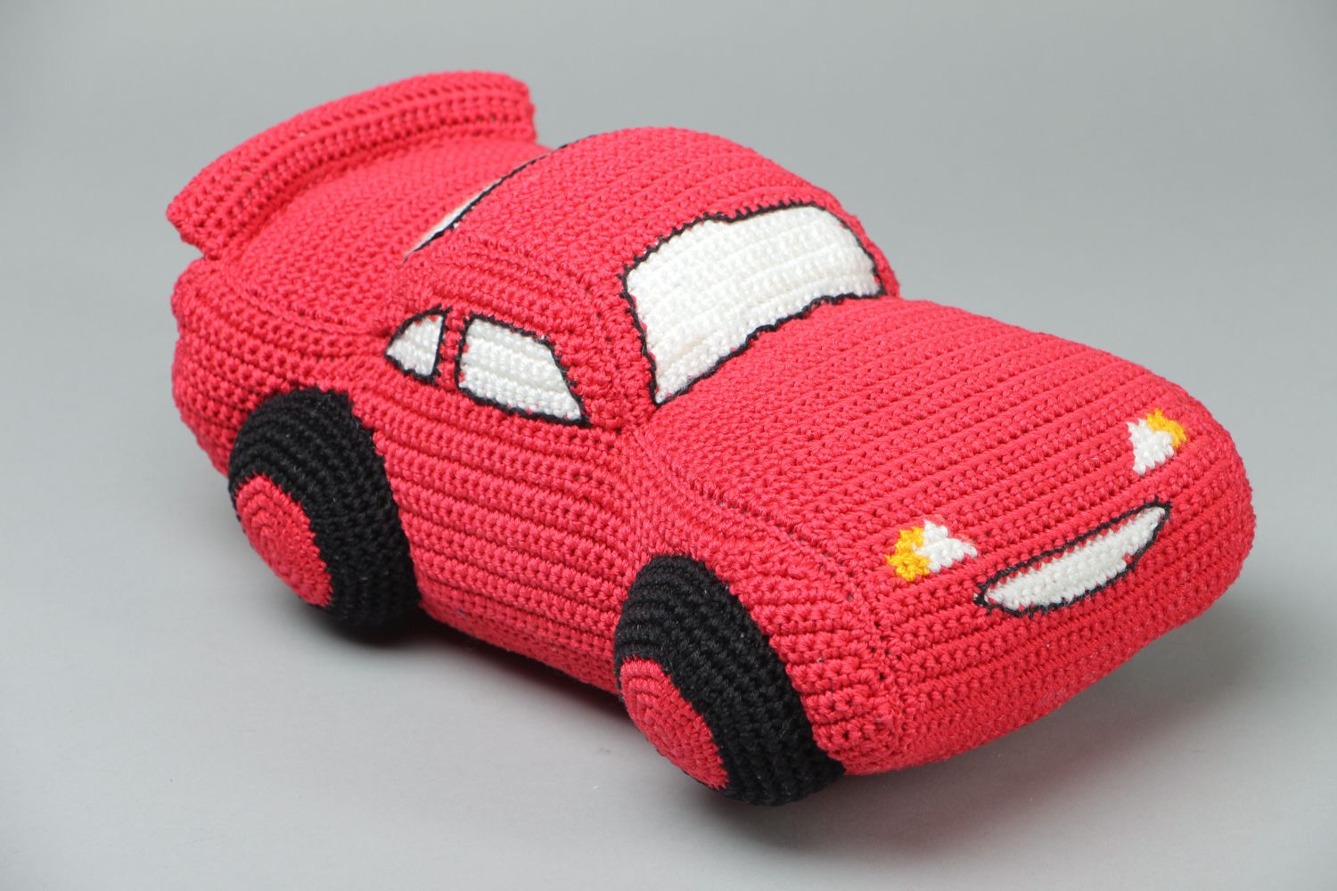 Crochet soft toy car photo 2