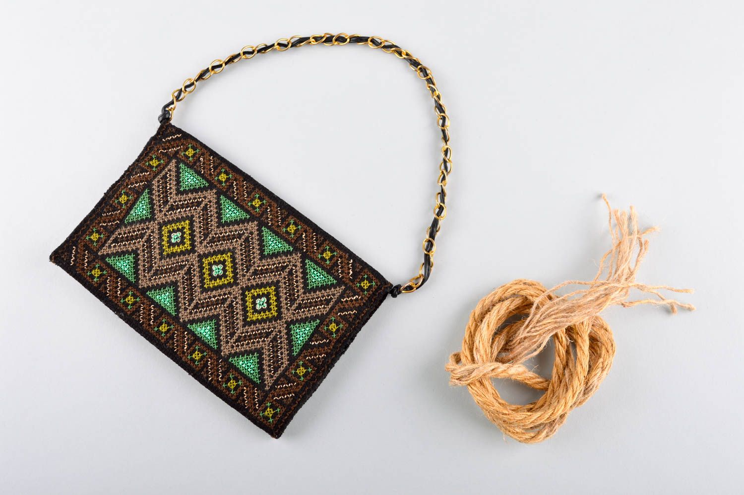 Handmade purse with embroidery stylish handbag fashion accessories for girls photo 1