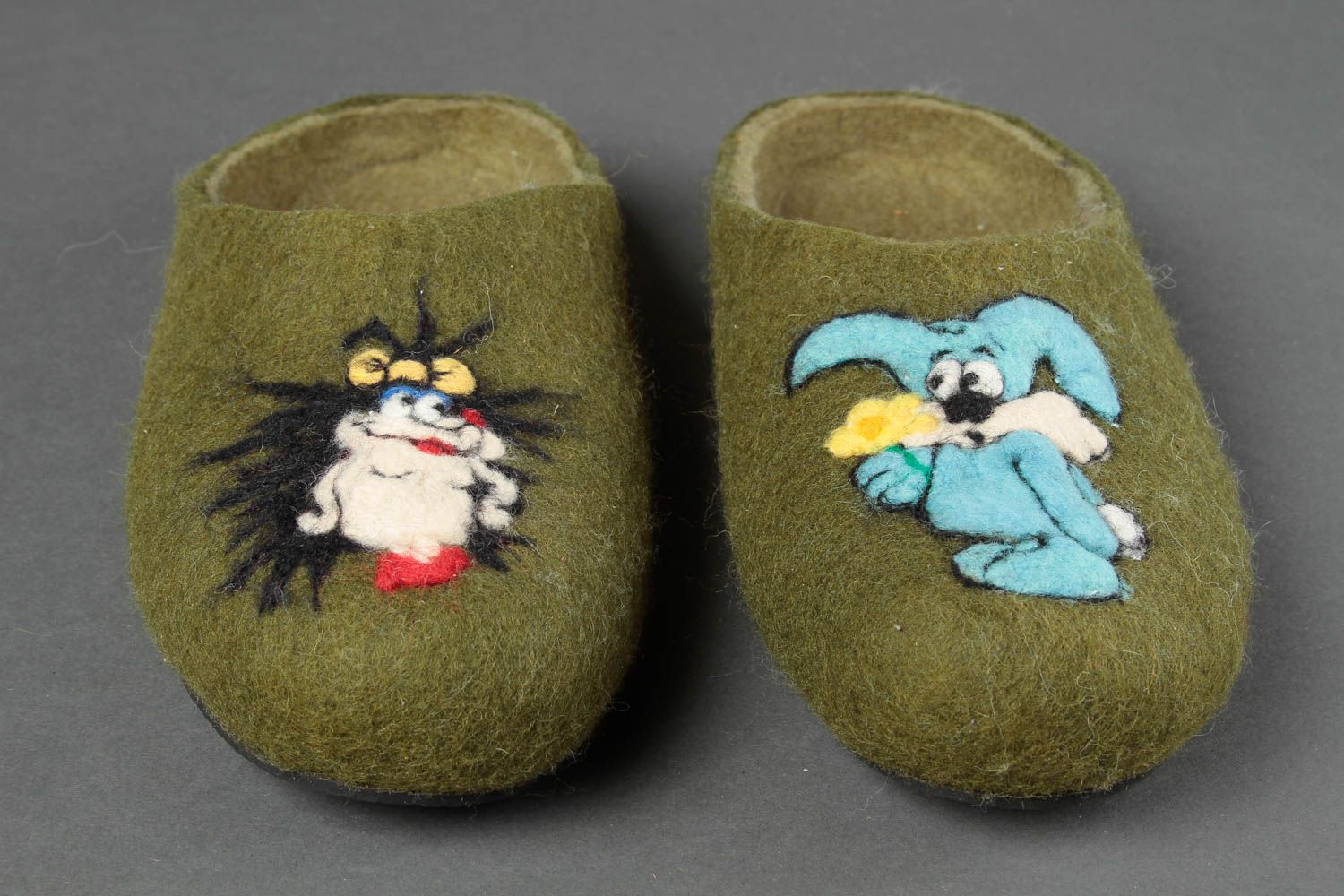 Handmade felted slippers home woolen slippers with animals stylish present photo 2