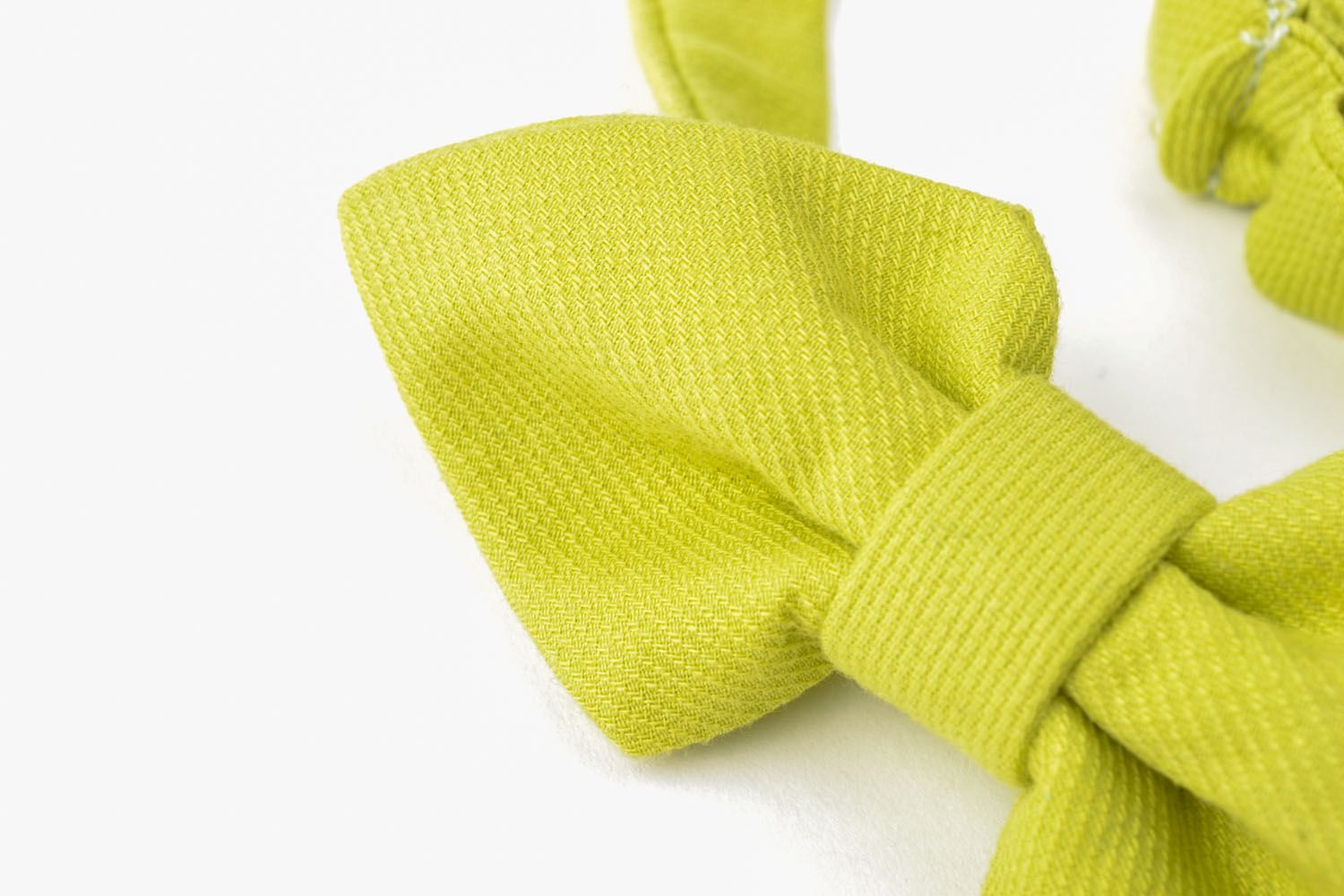 Triangle lime bow tie photo 4