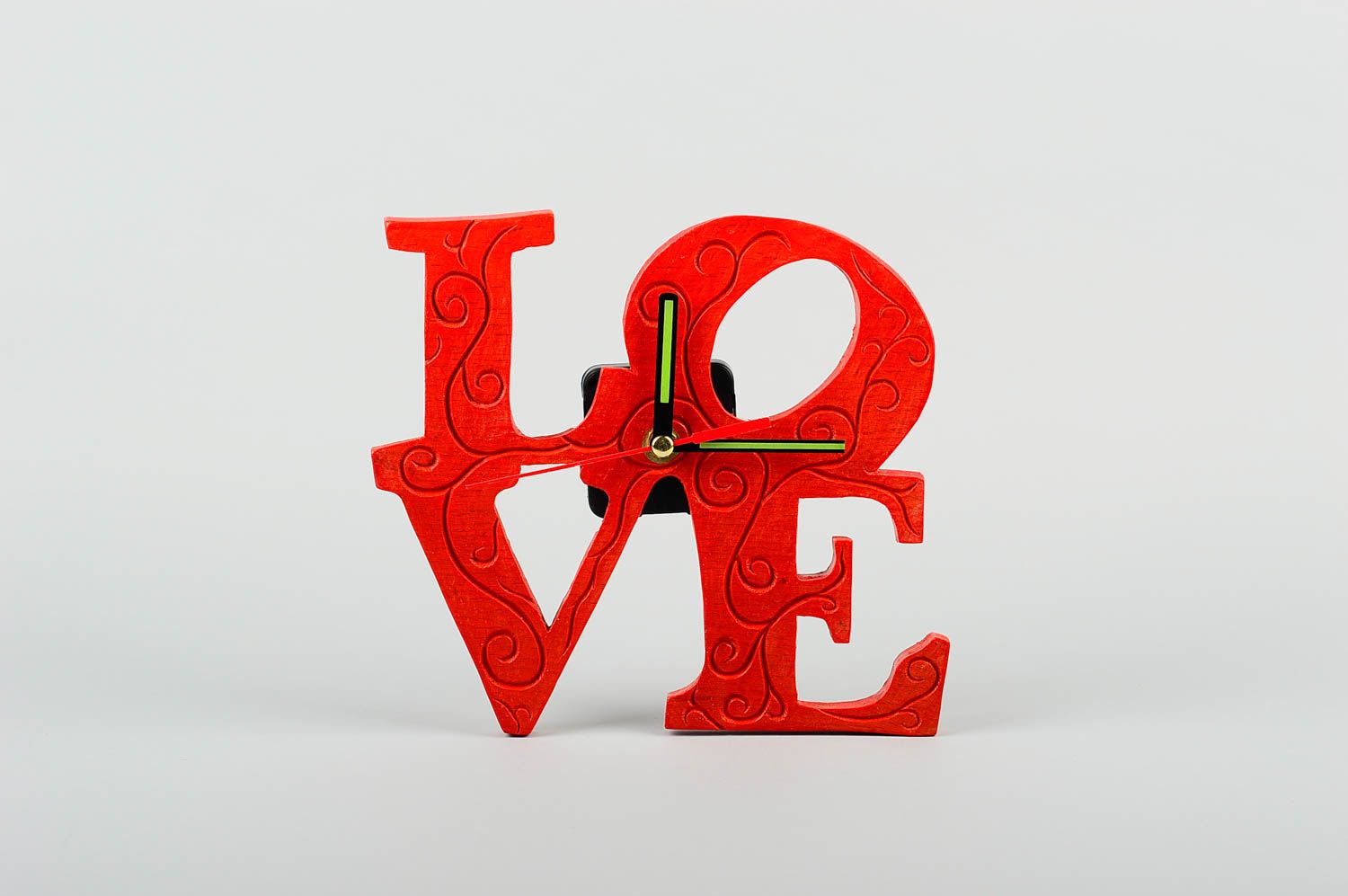 Настенные часы ручной работы необычные часы круглые деревянные часы Love фото 1