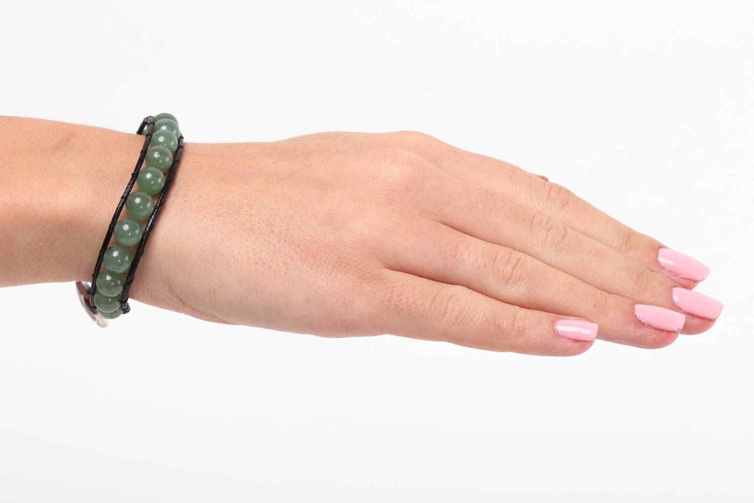 Браслет ручной работы украшение из нефрита зеленое красивое браслет на руку фото 5