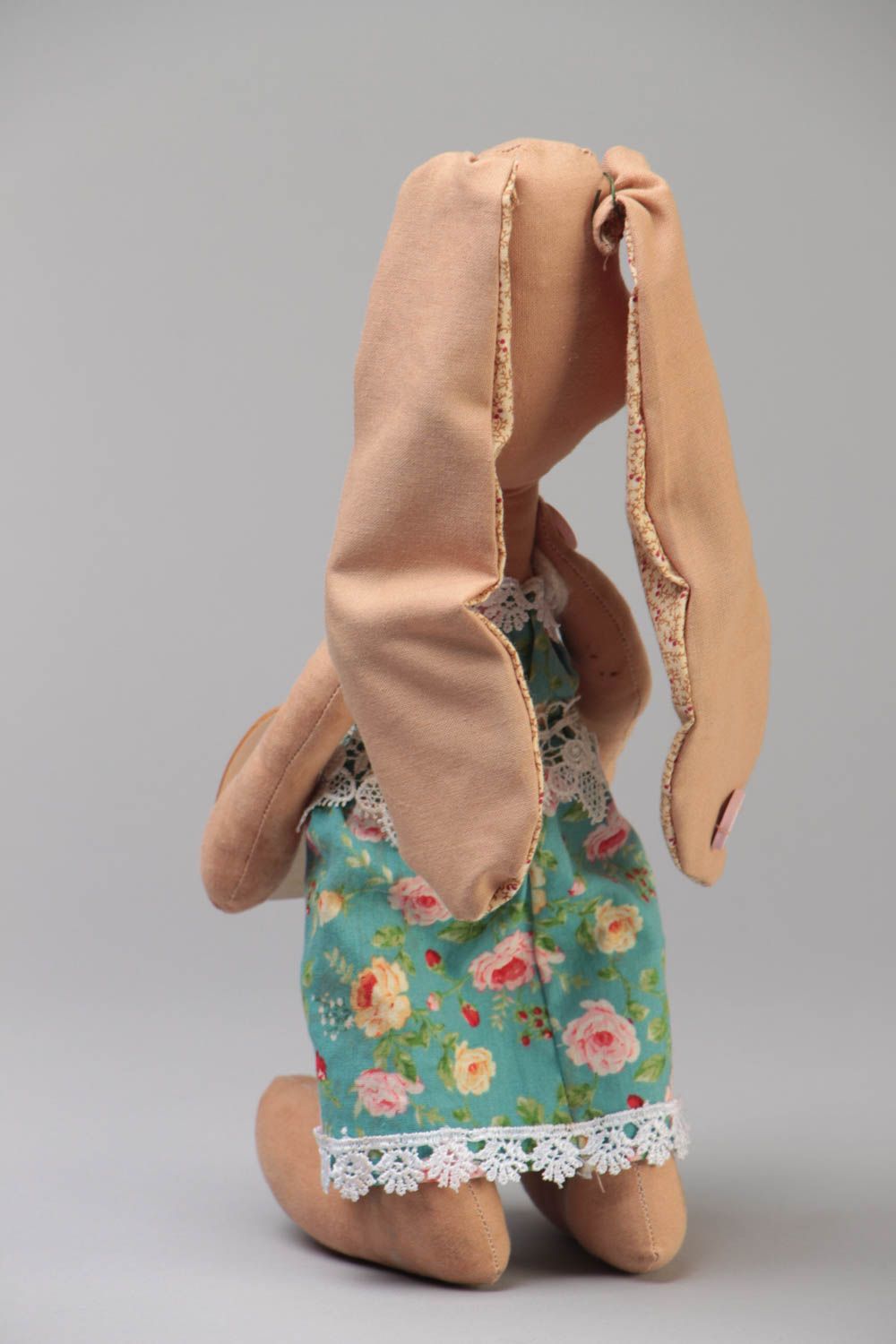 Peluche Lapin en robe jouet cousu en coton joli original aromatisé fait main photo 4