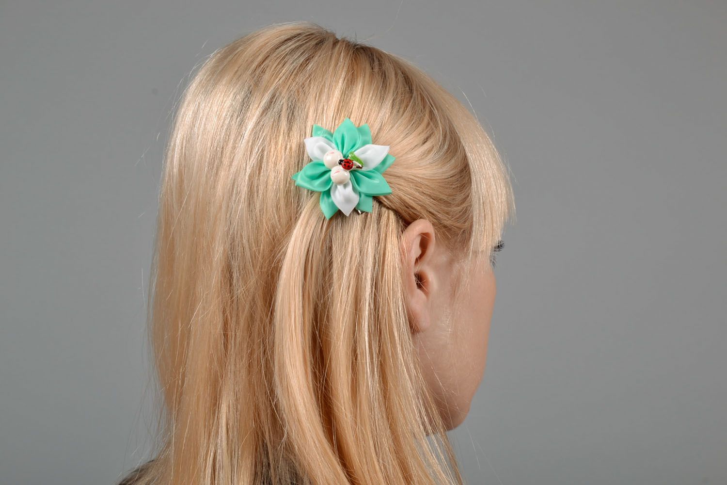 Hair clip made using kanzashi technique photo 1