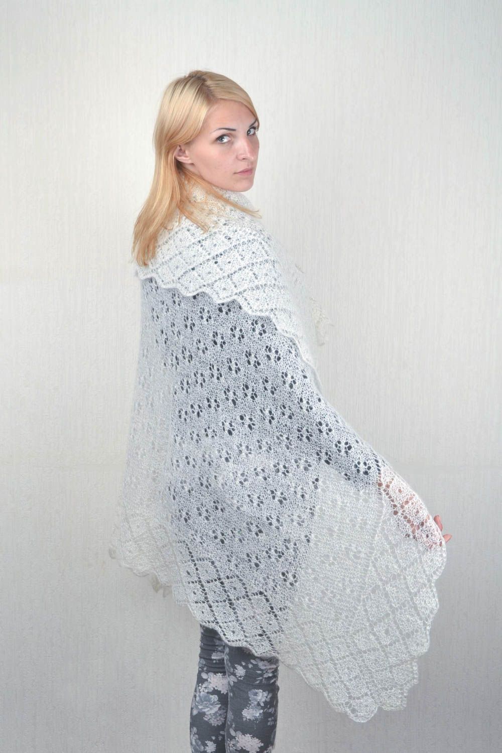 Handmade Damen Schal gestricktes Tuch Frauen Accessoire warm groß weiß foto 2