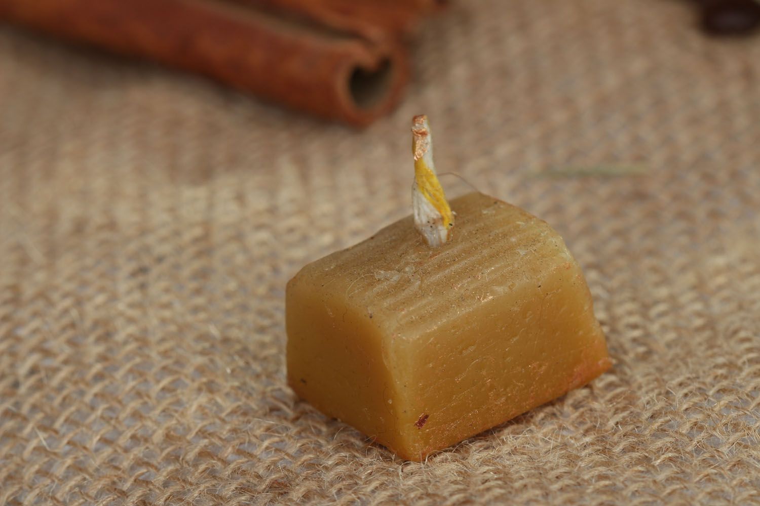 Wax candle with fragrance photo 4