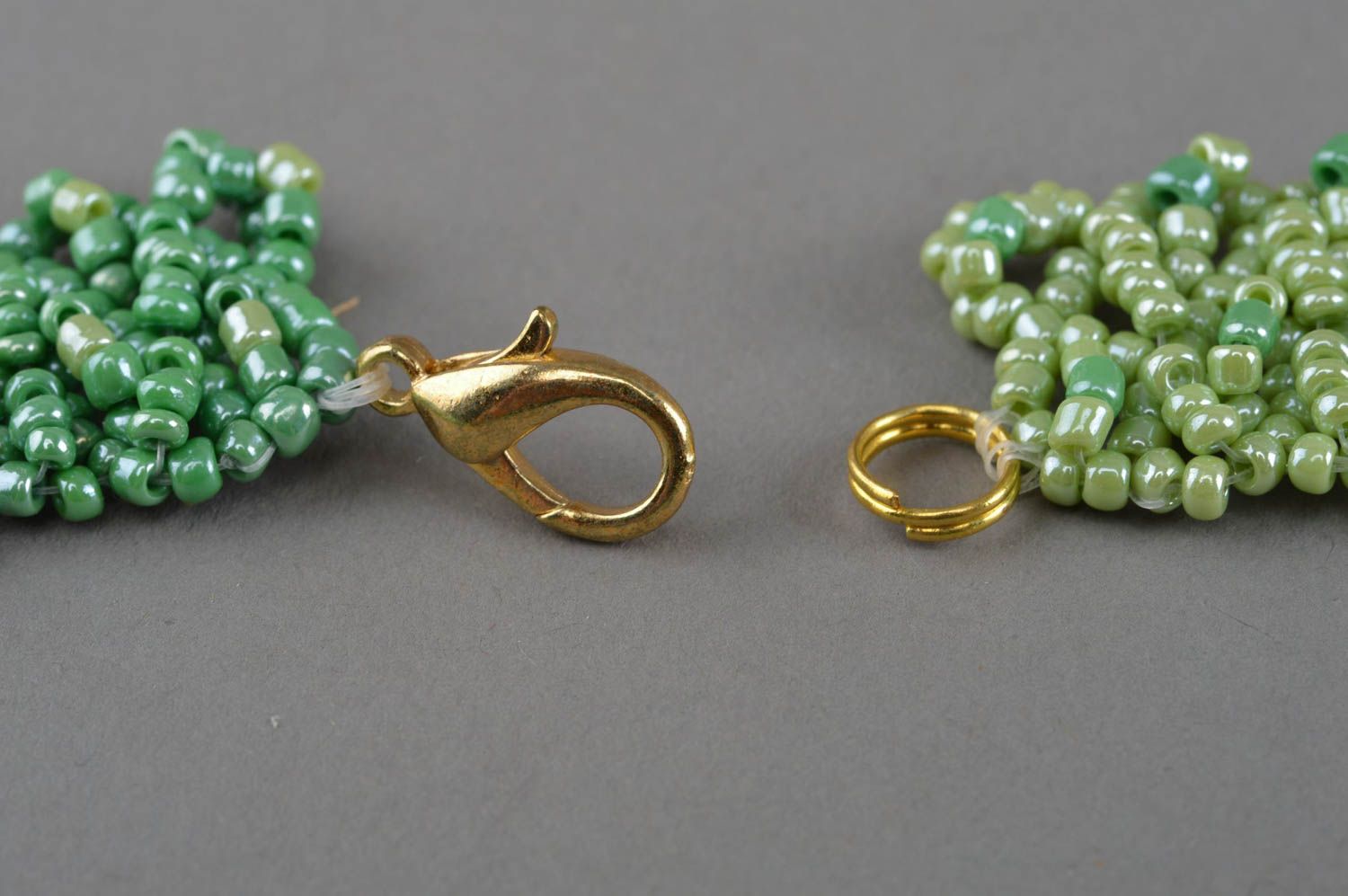Collier en perles de rocaille fait main Vert avec émeraude accessoire pour femme photo 4