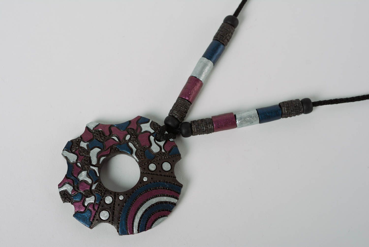 Beautiful clay neck pendant painted with color enamel and equipped with cord photo 2