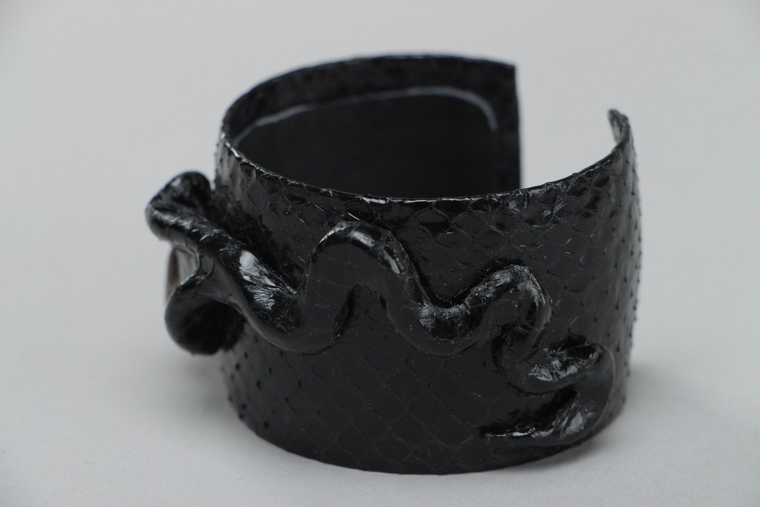 Handmade black snake leather wrist bracelet of adjustable size with jasper  photo 3