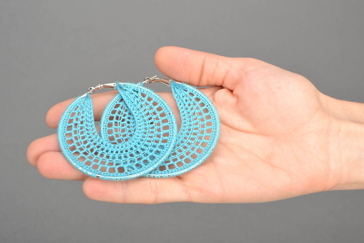 Round crocheted earrings Turquoise photo 2