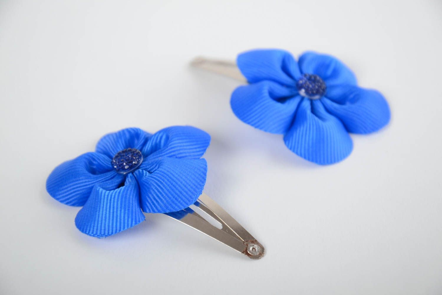 Set of handmade designer decorative hair clips with bright blue kanzashi flowers photo 2