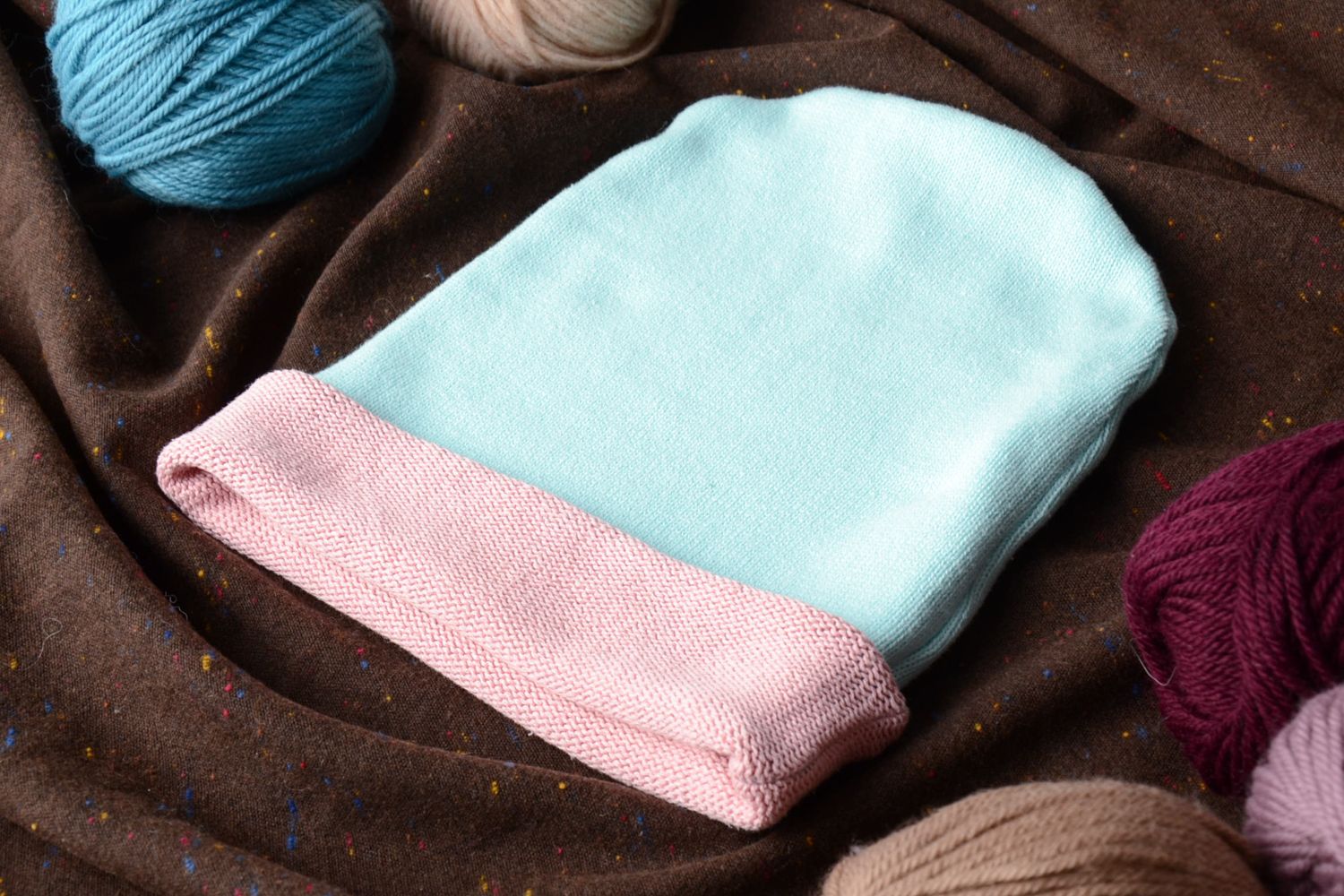 Bonnet tricoté en laine menthe rose fait main photo 2