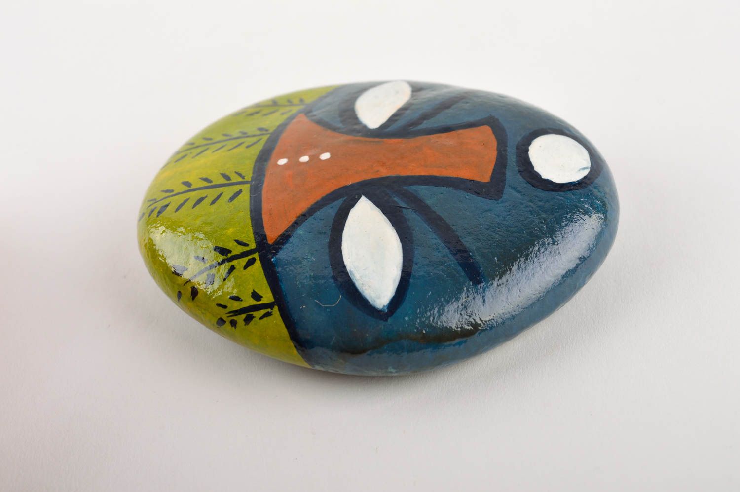 Необычный раскрашенный камень хэнд мейд декор для дома морской камень яркий фото 3