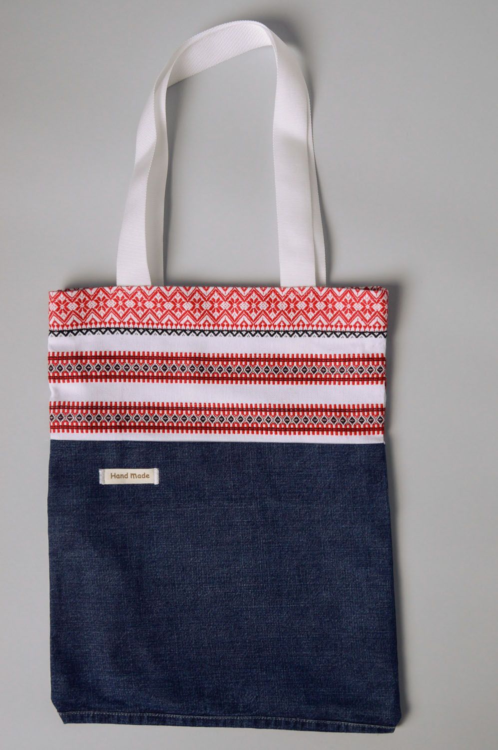 Fabric bag in ethnic style photo 1