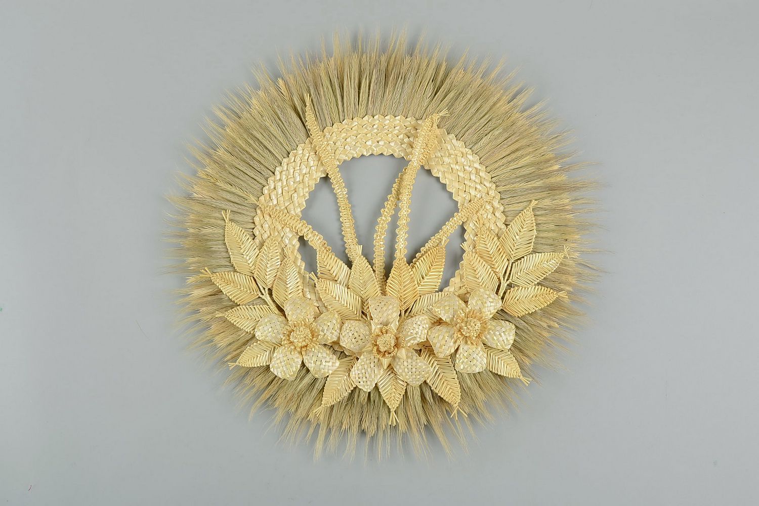 Round straw panel Flowers with ears photo 3