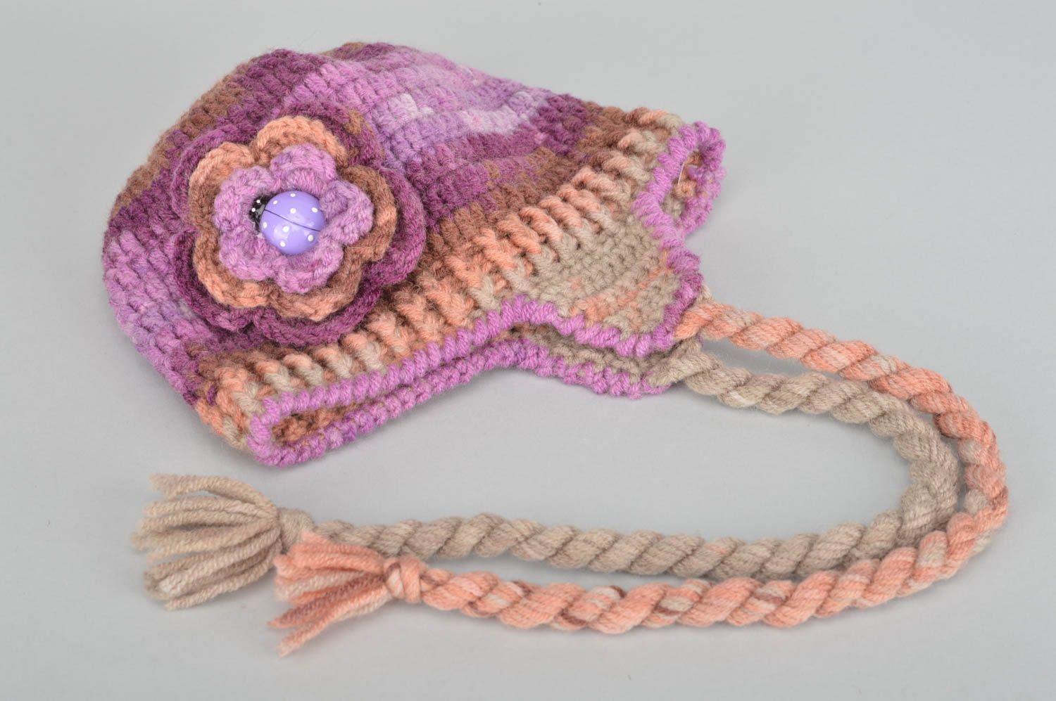 Bonnet d'hiver fait main Bonnet tricot violet oreilles Vêtement enfant fille photo 2