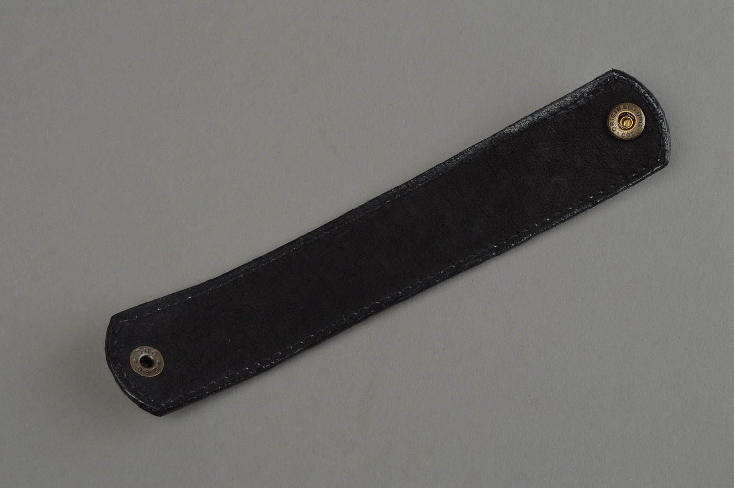 Pulsera de cuero negra hecha a mano accesorio para mujeres regalo original foto 9