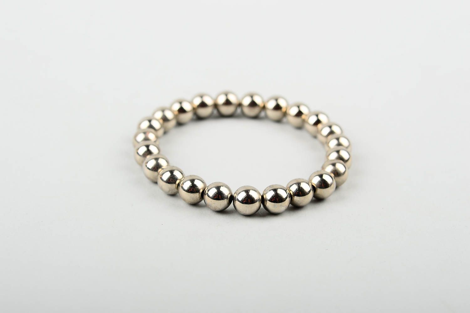 Bracelet perles fantaisie Bijou fait main couleur métallique Cadeau femme photo 3