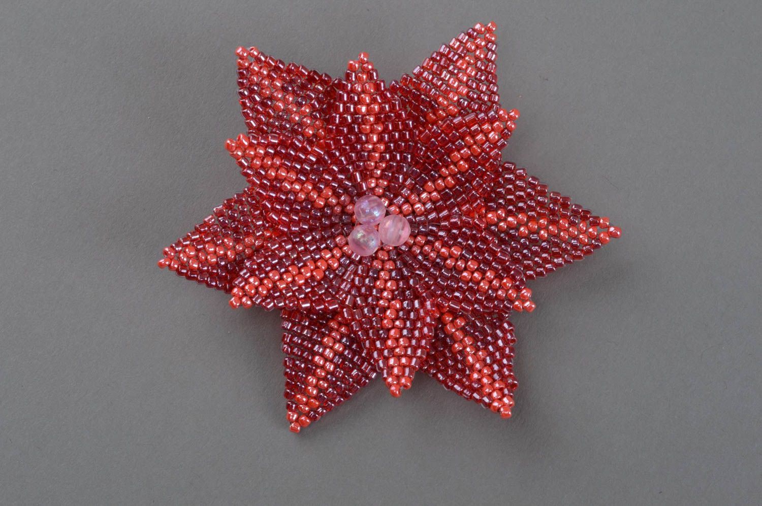 Grande broche fleur rouge en perles de rocaille design original faite main photo 2