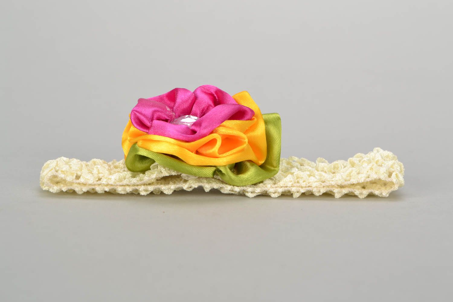 Handgemachtes Haarband mit Blume foto 3