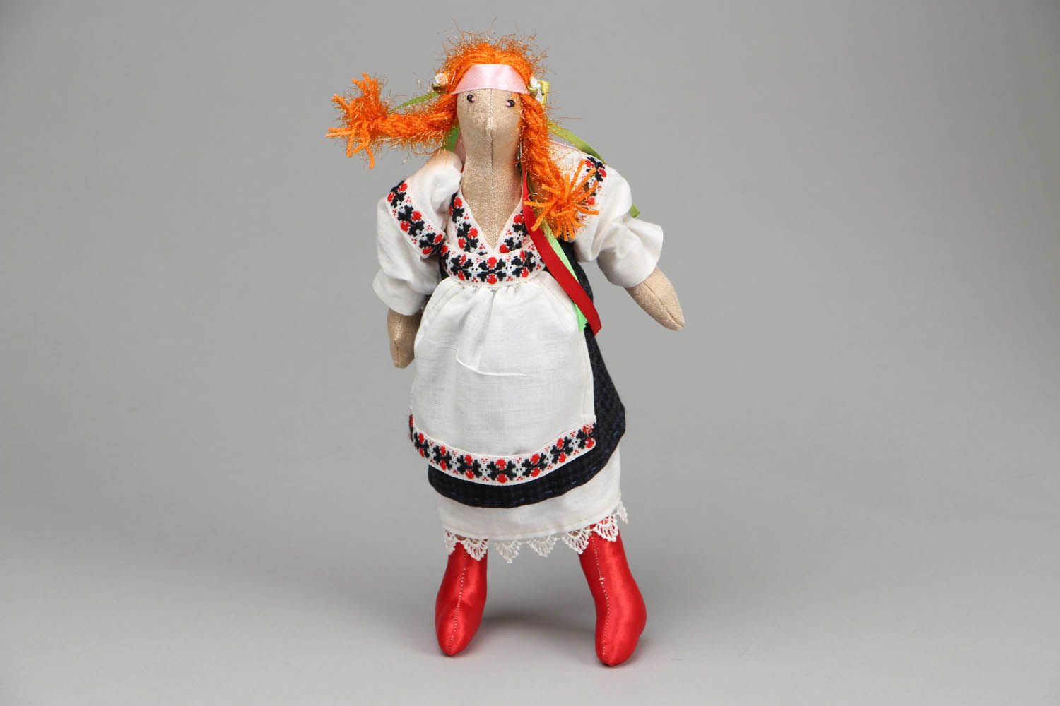 Интерьерная кукла текстильная Украиночка фото 1