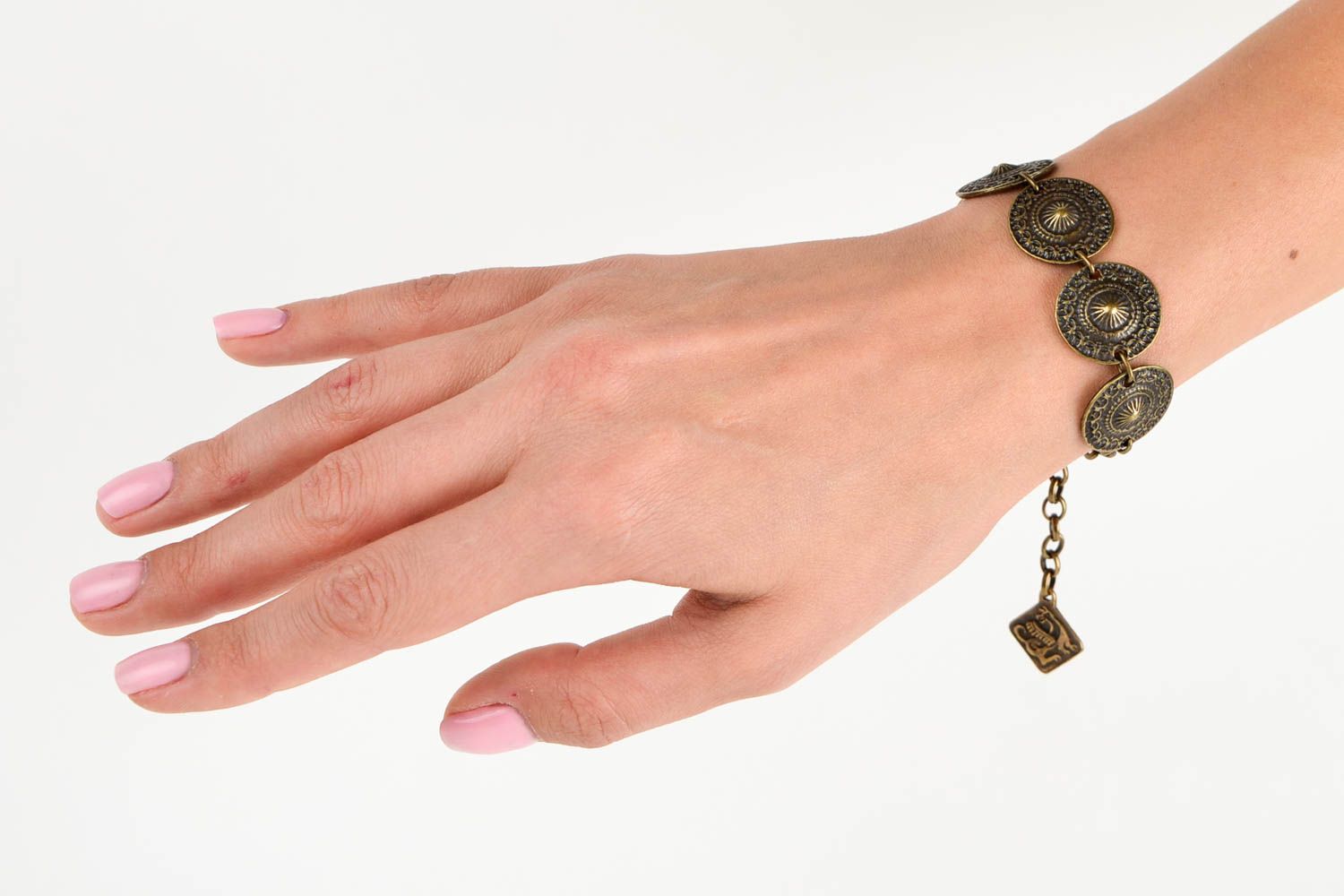 Браслет ручной работы стильный браслет из металла элитная бижутерия на руку фото 2