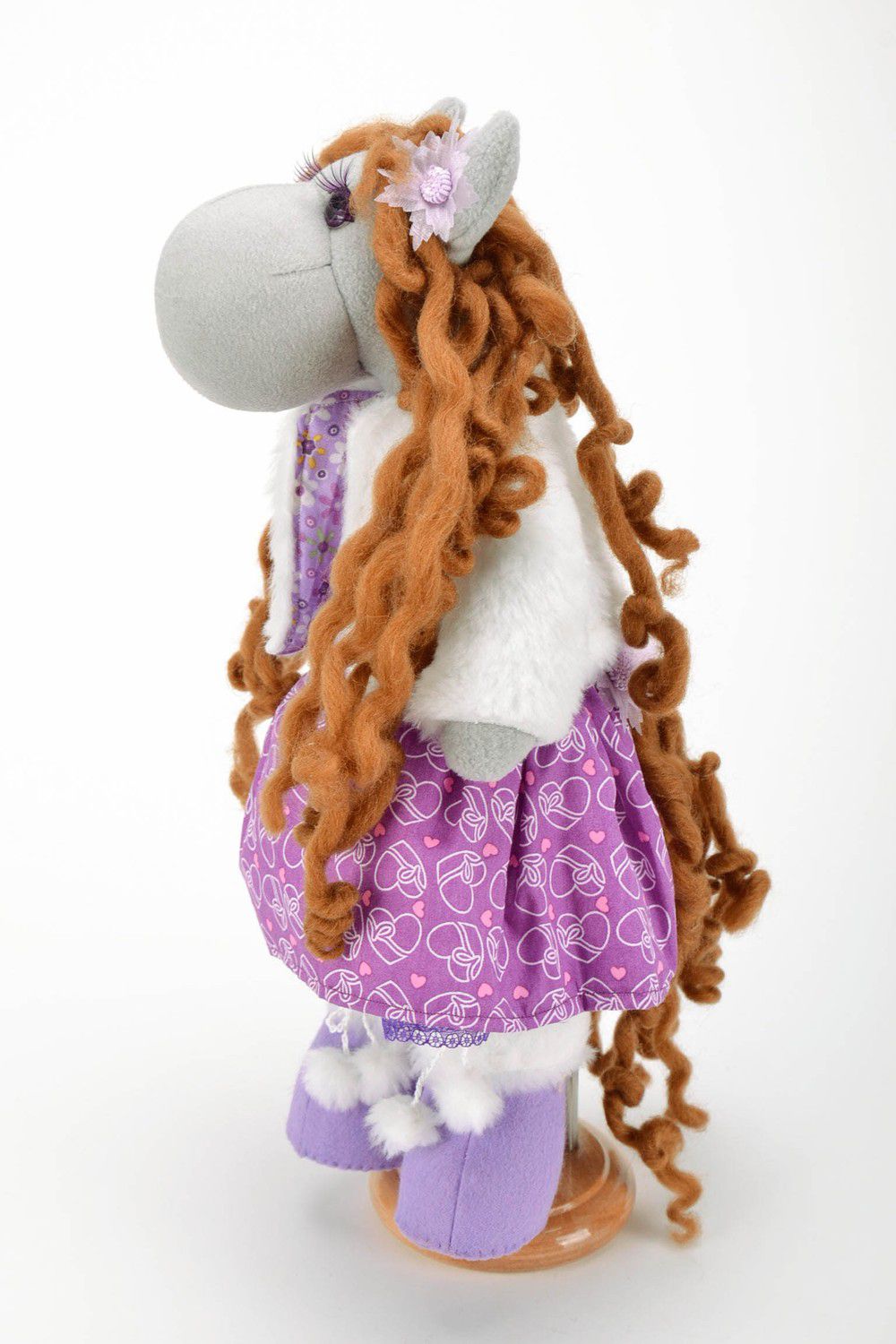 Мягкая кукла на подставке Лошадь в сиреневом платье фото 4