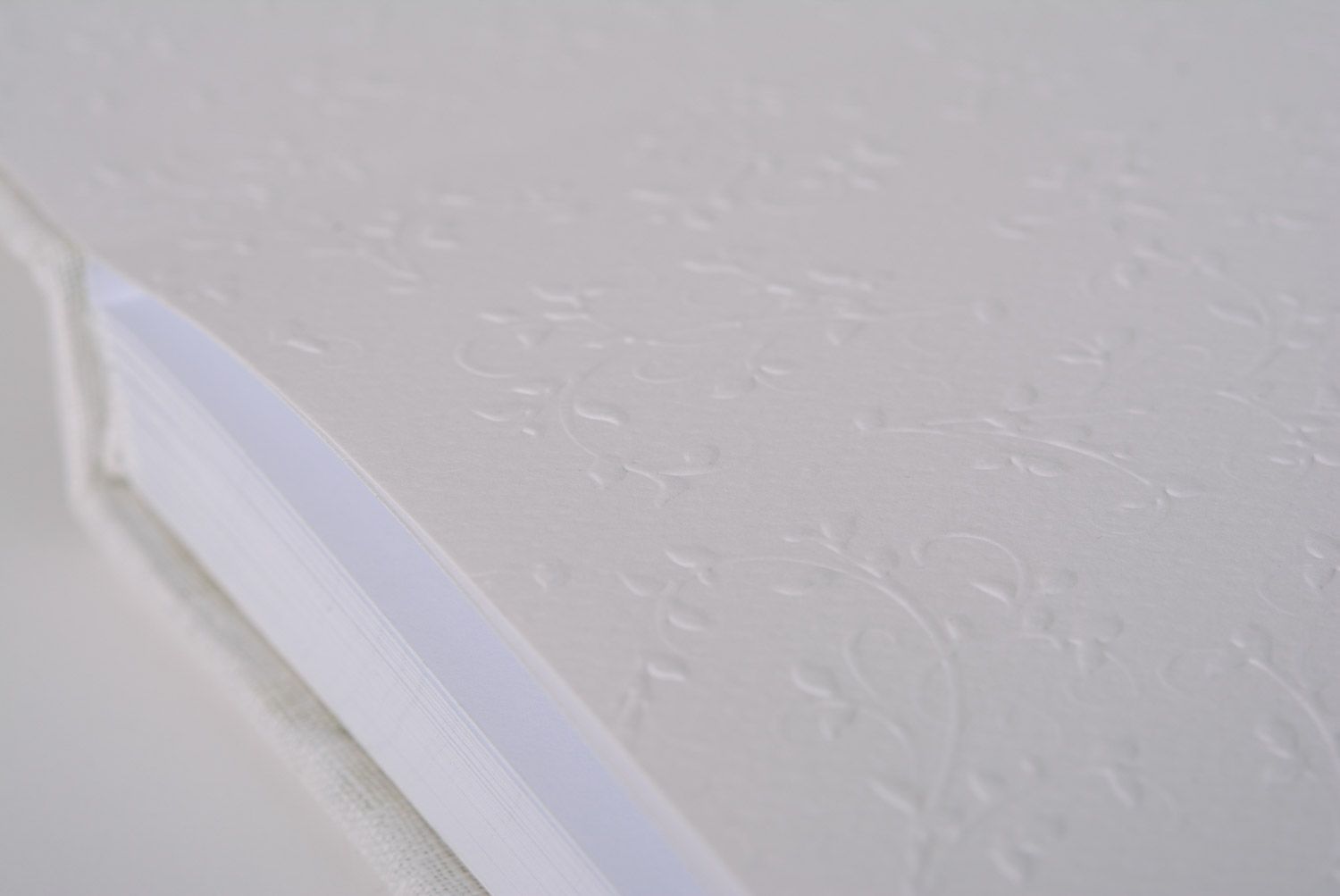 Bloc-notes artisanal blanc avec couverture en tissu design original fait main photo 3