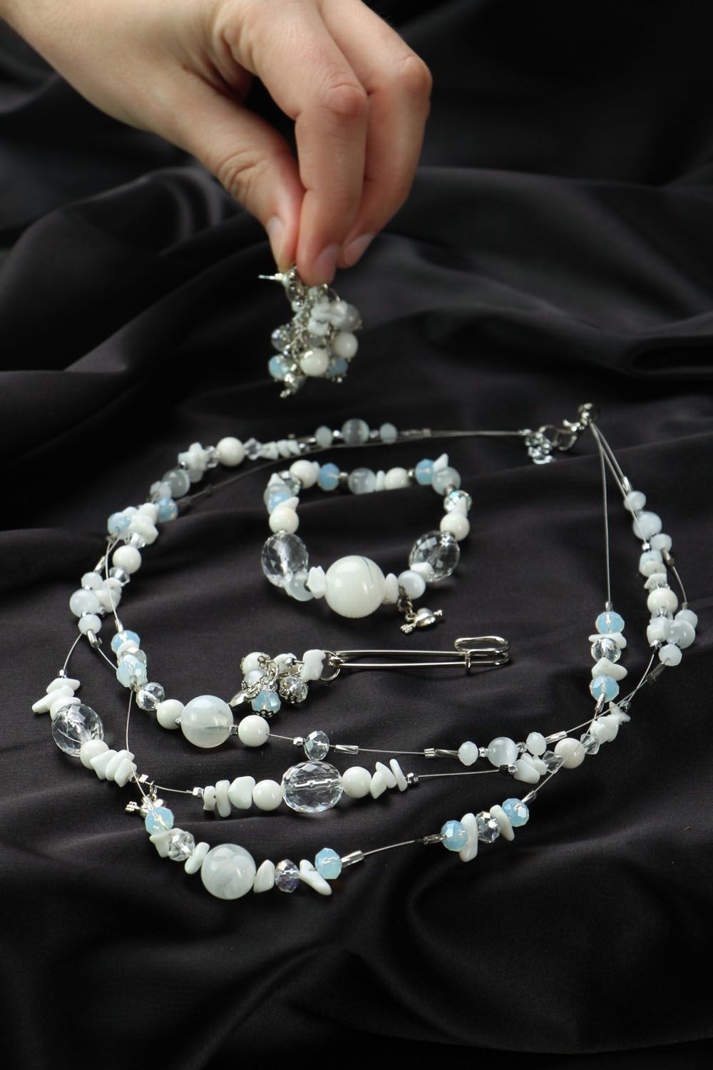 Jewelry set with moonstone and cacholong photo 5