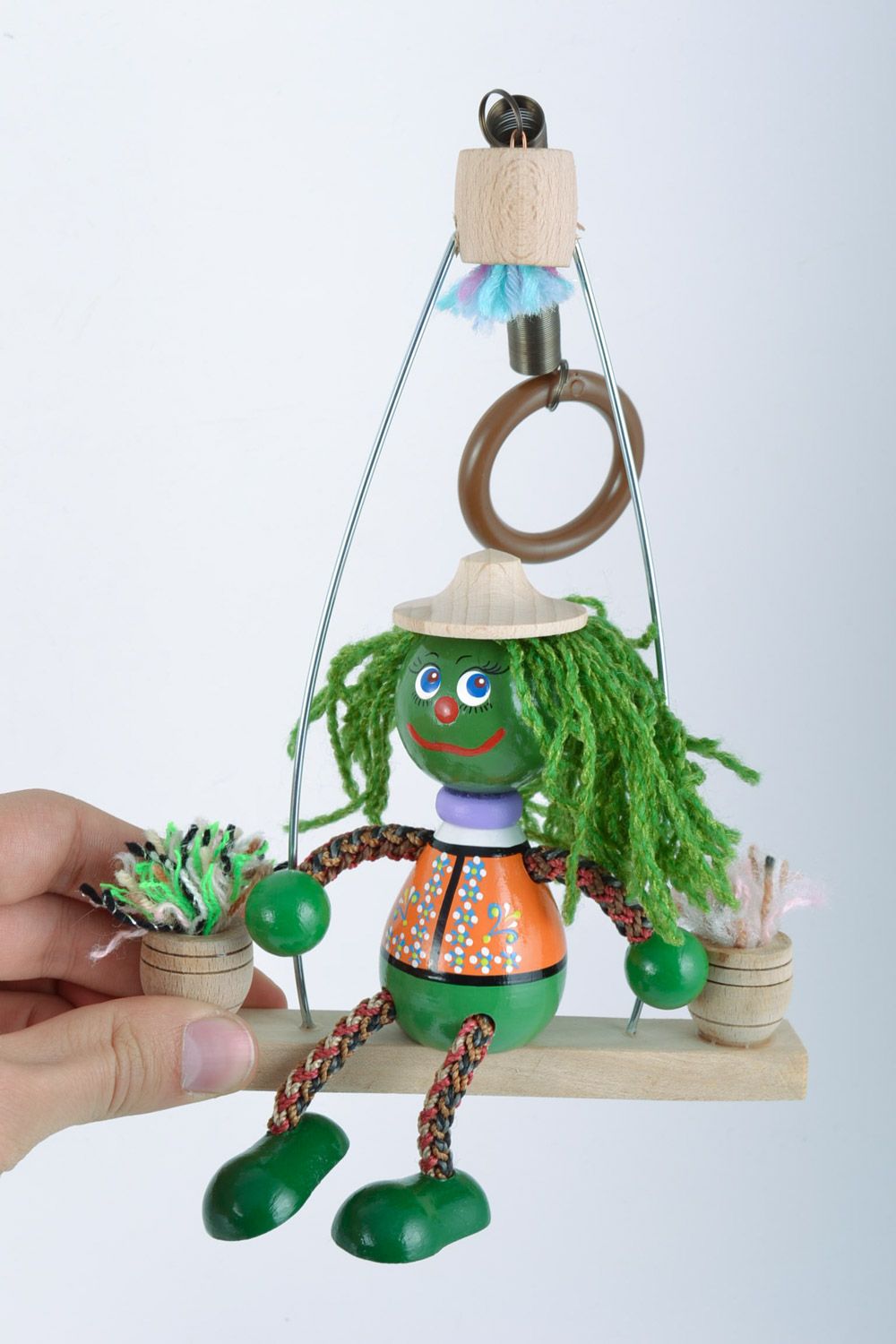 Öko Spielzeug aus Holz künstlerisch handmade Bemalter Wassergeist Geschenk für Kinder foto 2
