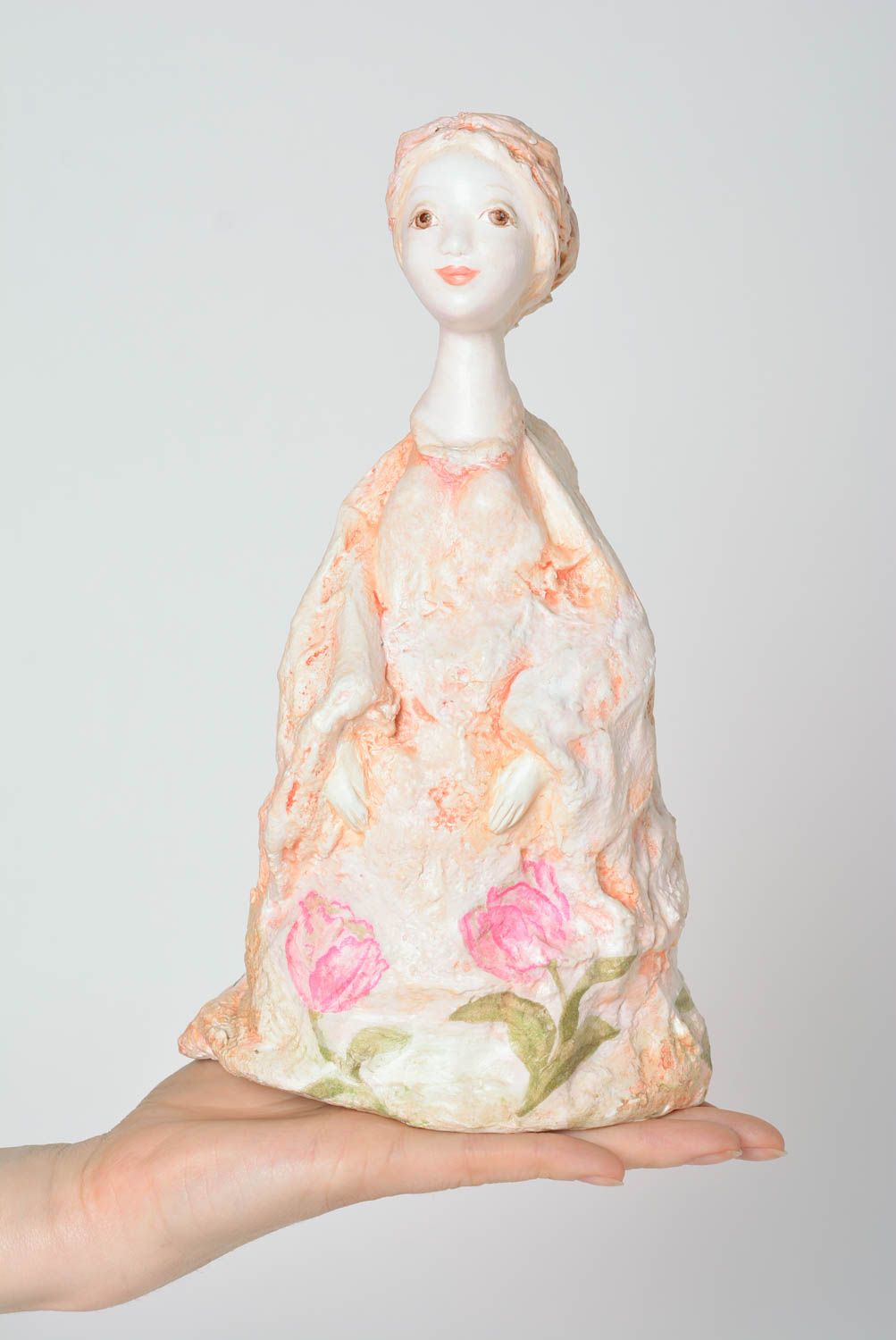 Juguete decorativo artesanal modelado de arcilla autosecante muñeco de mujer foto 4