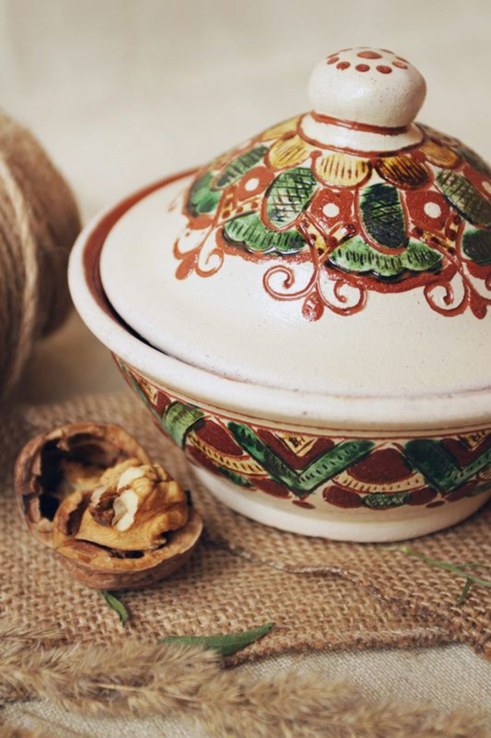 Ceramic sugar bowl with pattern photo 4
