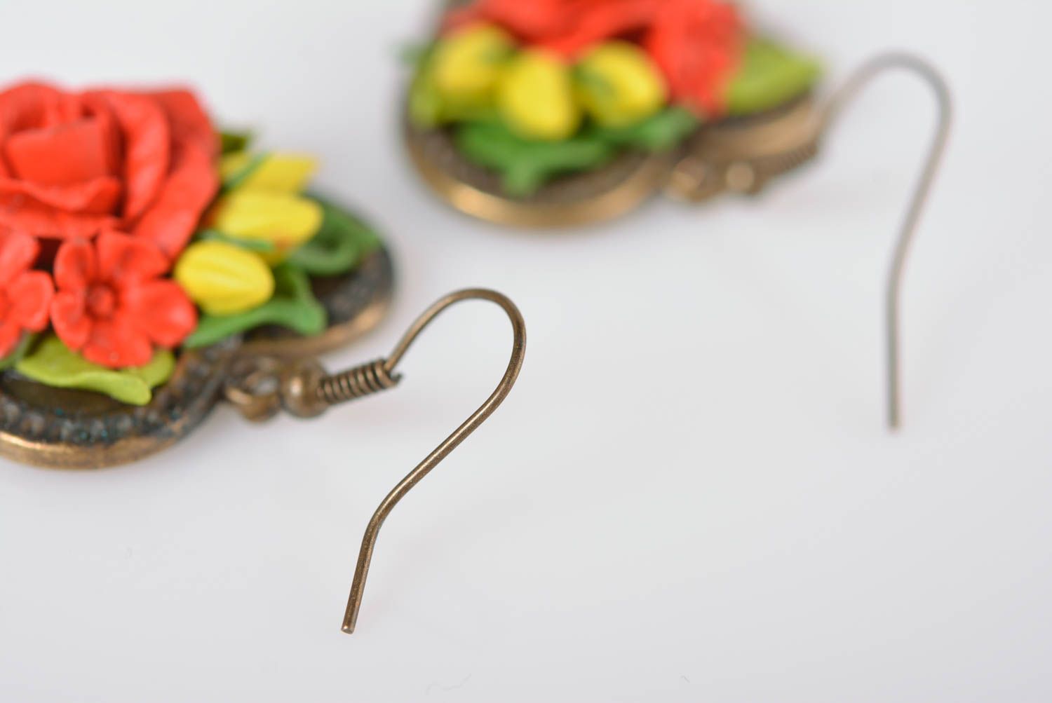 Handgemachte Blumen Ohrringe mit Herzen Polymer Schmuck Accessoire für Frauen foto 5