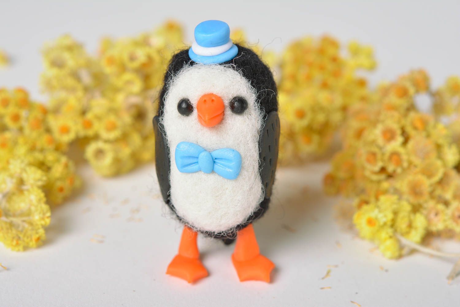 Handmade Spielzeug aus Filz Spiel Figur Pinguin Miniatur Figur mini Spielzeug  foto 1