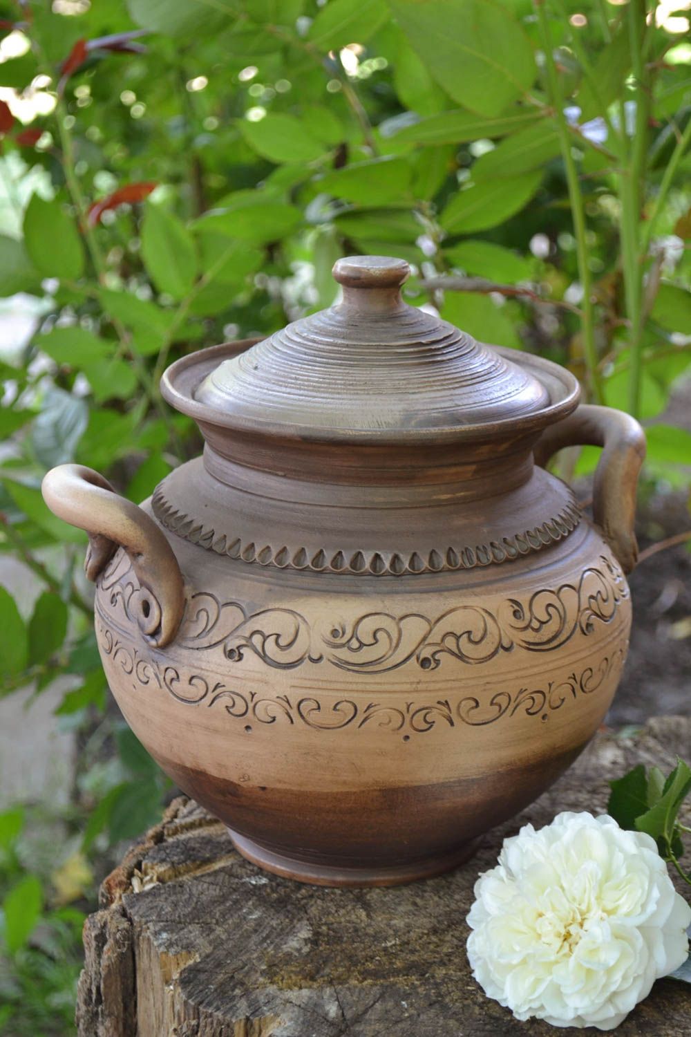 Beautiful handmade large brown clay pot with lid for baking 5 l photo 1