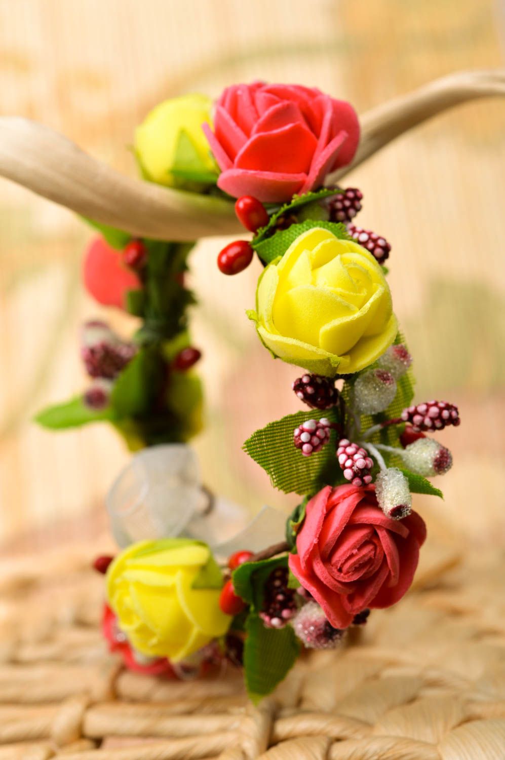 Pulsera con flores hecha a mano bisutería de mujer accesorio de verano foto 1