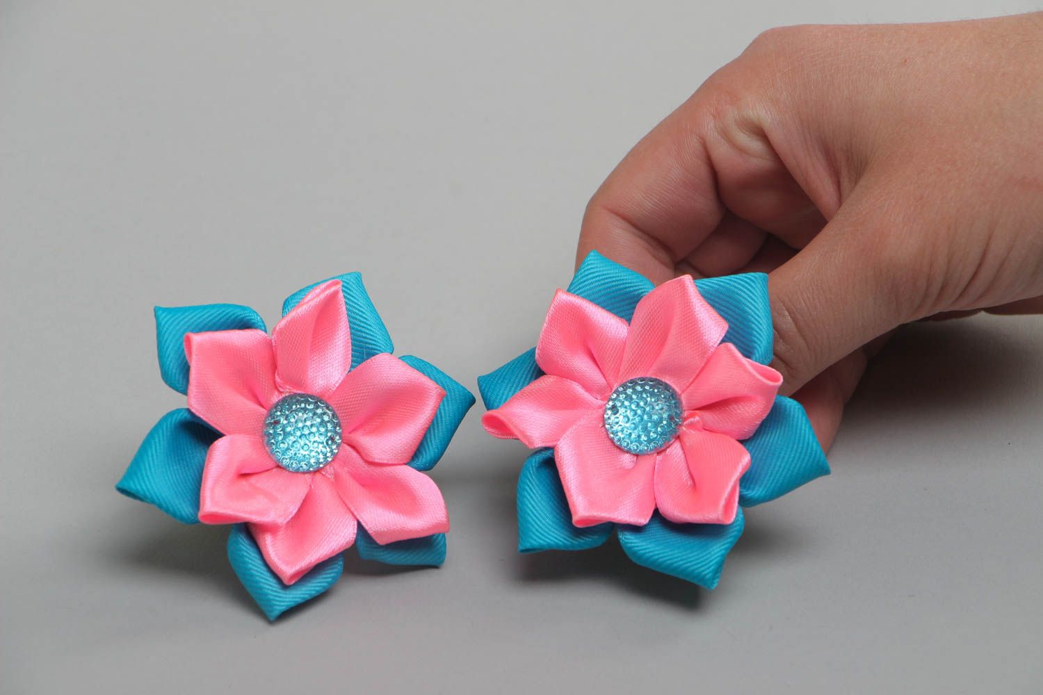 Handmade set of scrunchies made of satin ribbons pink-blue flowers 2 pieces photo 5