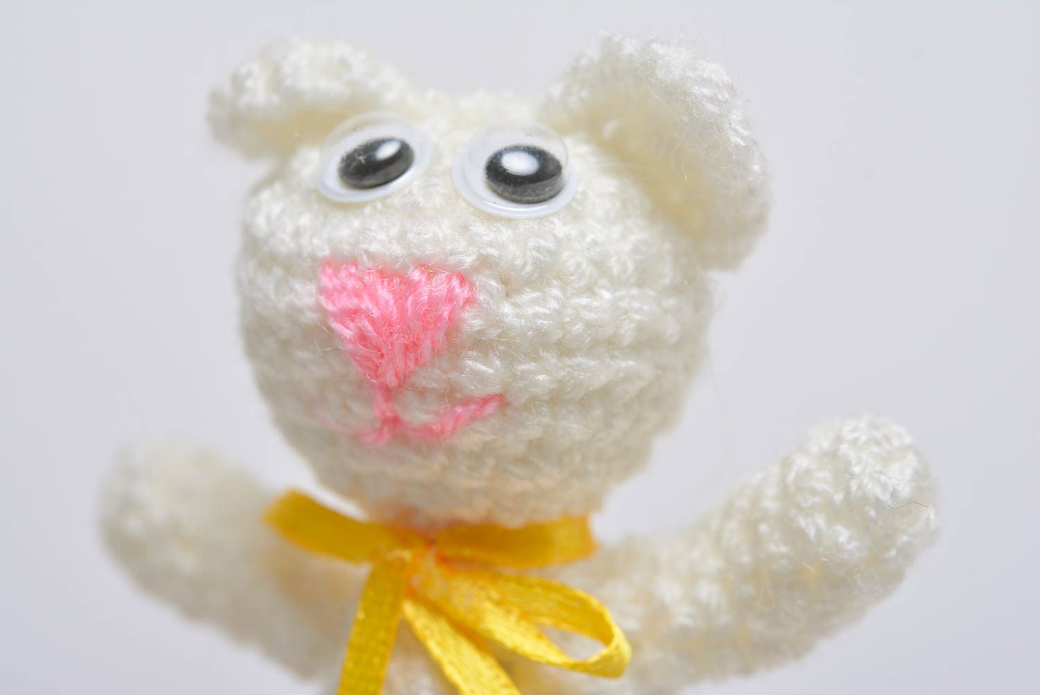 Jouet mou tricoté en acrylique au crochet fait main petit original Chat blanc photo 3