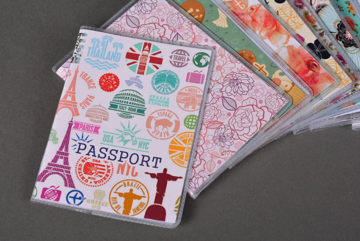 Handmade Reisepass Umschlag Geschenk für Mädchen Pass Schutzhülle Städte bunt   foto 1