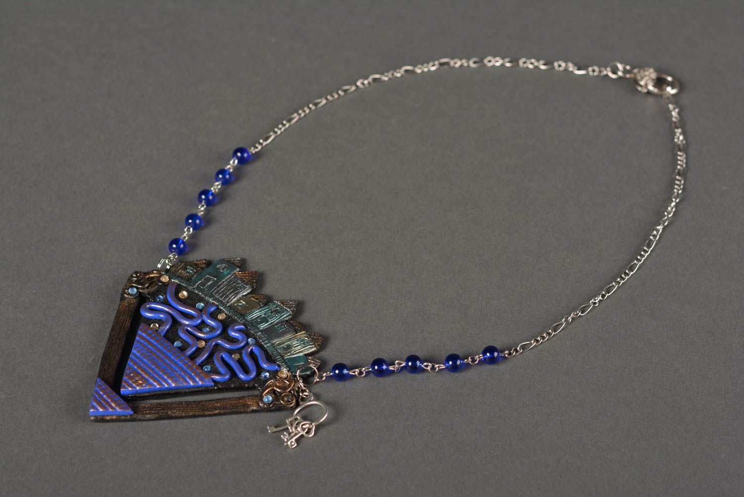 Stylish handmade plastic pendant ancient pendant design cool jewelry trends photo 4