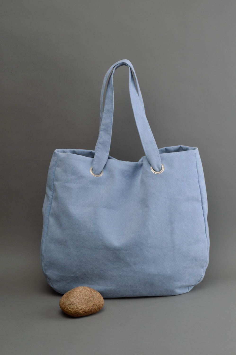 Grand sac à main en daim artificiel fait main bleu clair avec poche intérieure photo 1