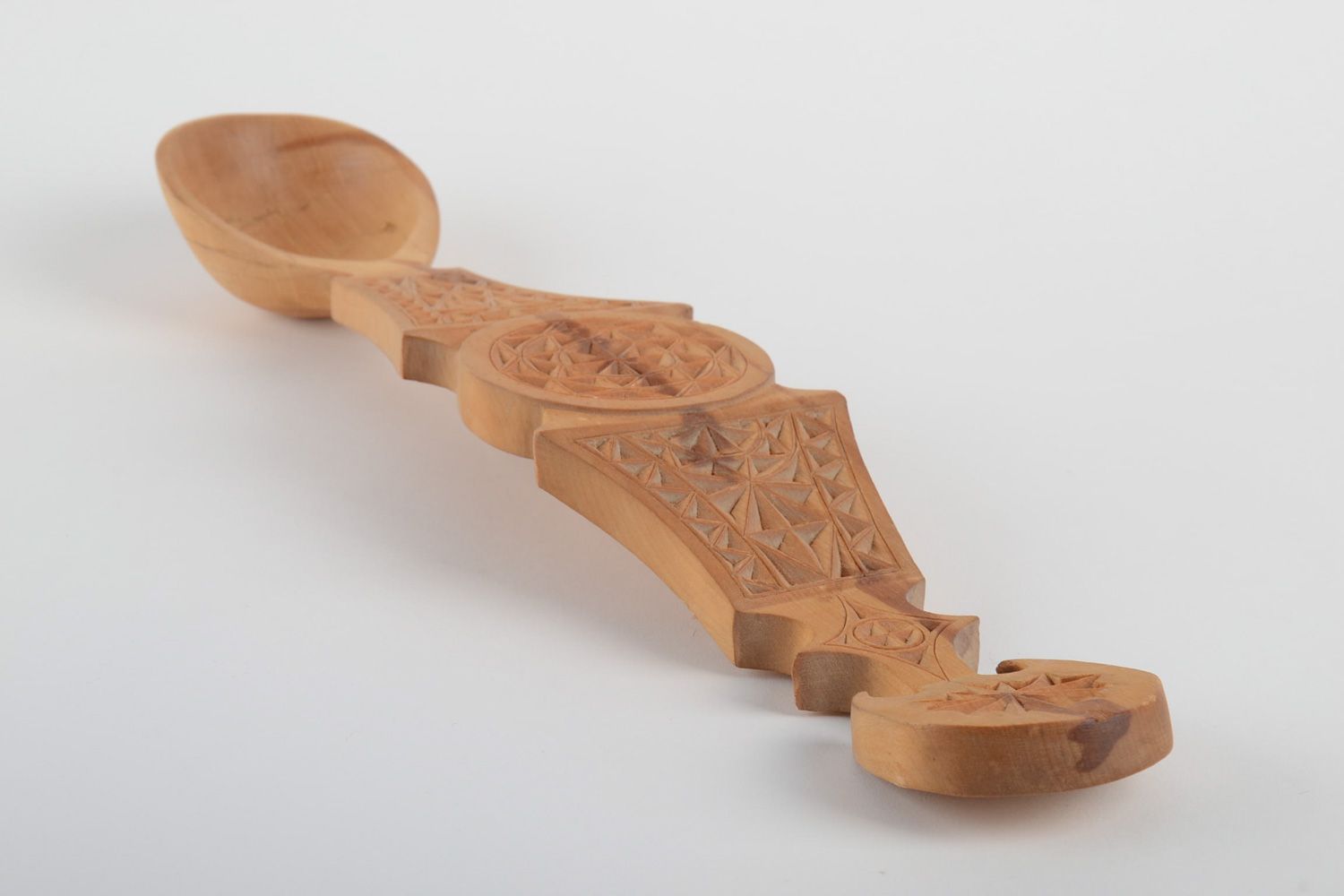Handgemachter Löffel aus Holz mit Schnitzerei für Interieur von Küche Wunderbar foto 3
